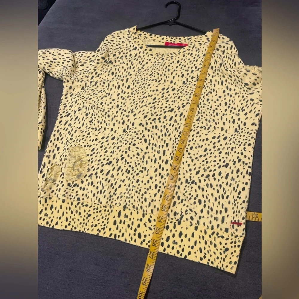 N: philanthropy distressed yellow cheetah print cotton sweatshirt